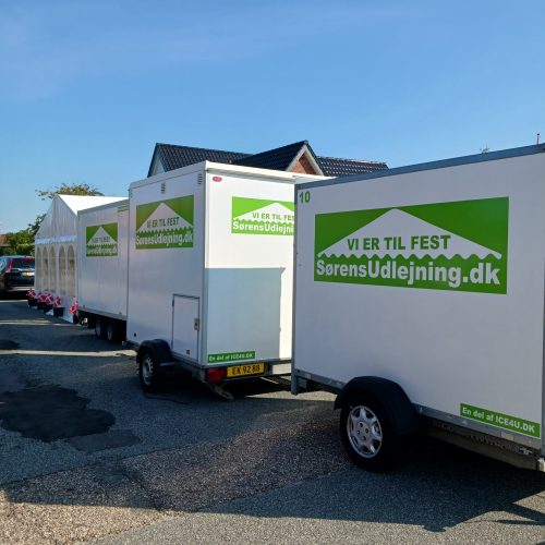 Trailer og toilet